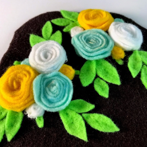 HP - Handmade - OOAK, Guinea Pig Dandelion & Rose Snuffle Mat - Picture 4 of 6